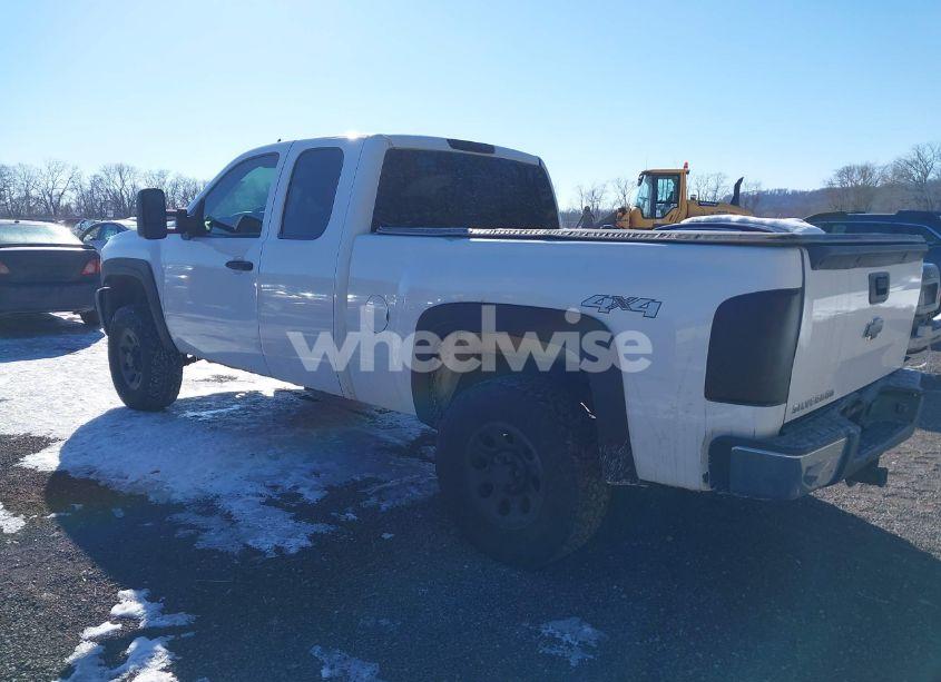 Photo 3 of 2007 Chevrolet Silverado 1500 WORK TRUCK (VIN 1GCEK19J07E500299)