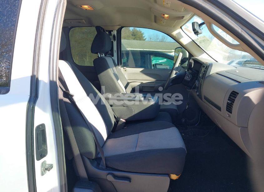 Photo 5 of 2007 Chevrolet Silverado 1500 WORK TRUCK (VIN 1GCEK19J07E500299)