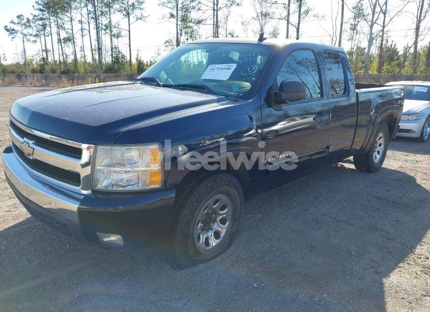 Photo 2 of 2008 Chevrolet Silverado 1500 LT1 (VIN 1GCEK19J18E178399)