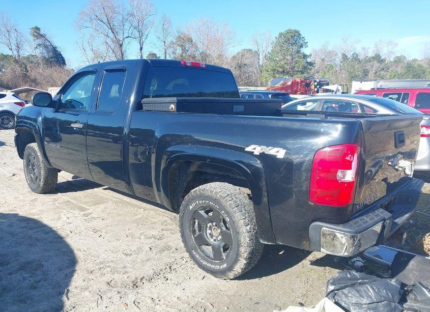 Photo 3 of 2008 Chevrolet Silverado 1500 LT1 (VIN 1GCEK19J18Z186110)