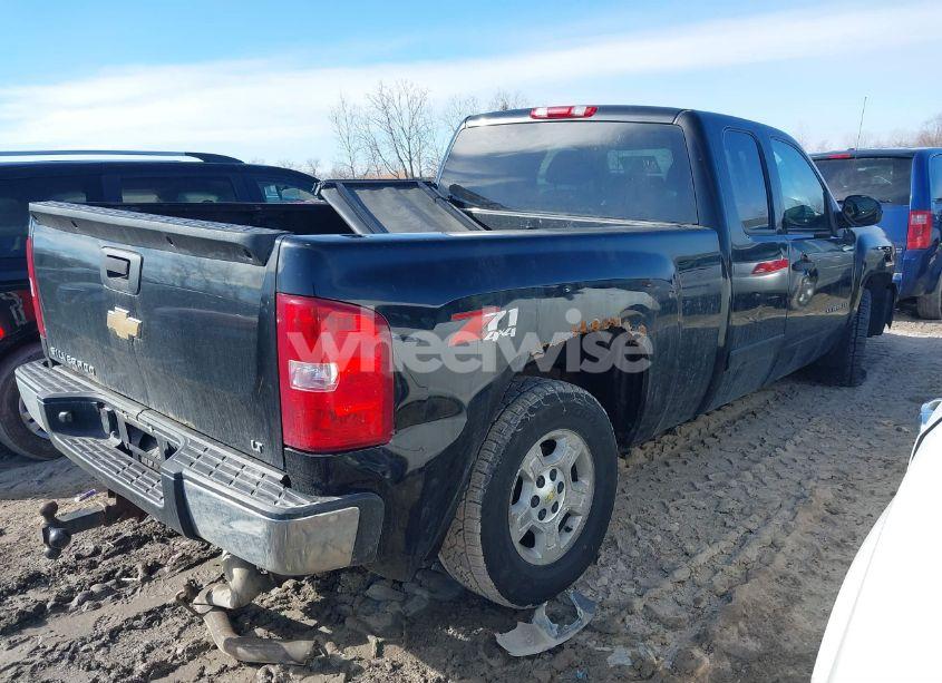 Photo 4 of 2007 Chevrolet Silverado 1500 LT1 (VIN 1GCEK19J27Z504749)