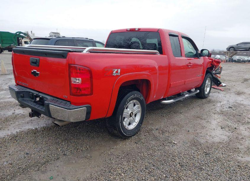 Photo 4 of 2007 Chevrolet Silverado 1500 LTZ (VIN 1GCEK19J37Z594705)