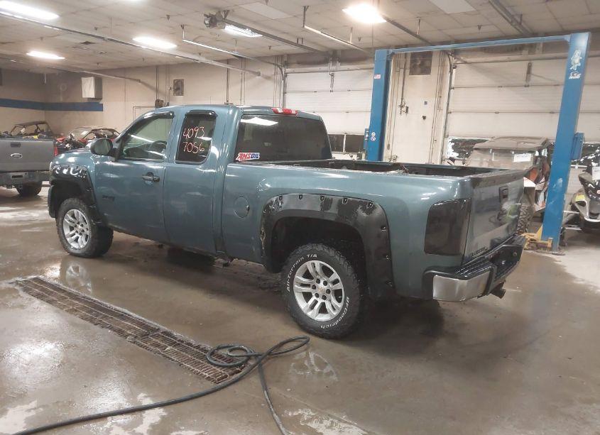 Photo 3 of 2008 Chevrolet Silverado 1500 LT1 (VIN 1GCEK19J38Z189770)