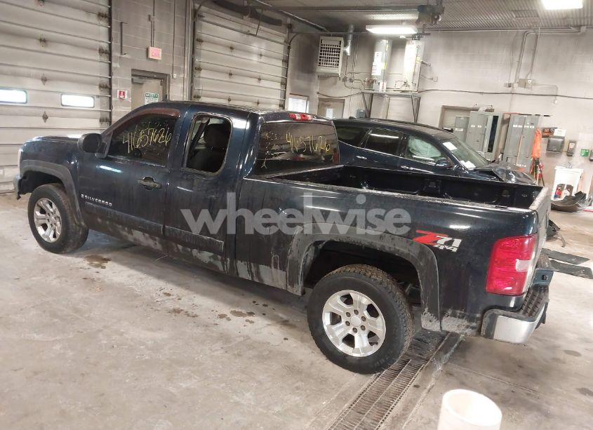 Photo 3 of 2008 Chevrolet Silverado 1500 LT1 (VIN 1GCEK19J38Z229765)
