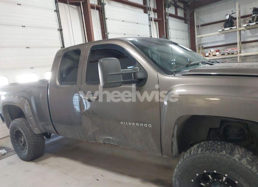 Photo 13 of 2007 Chevrolet Silverado 1500 LT1/LT2/LTZ/WORK TRUCK (VIN 1GCEK19J47Z549546)