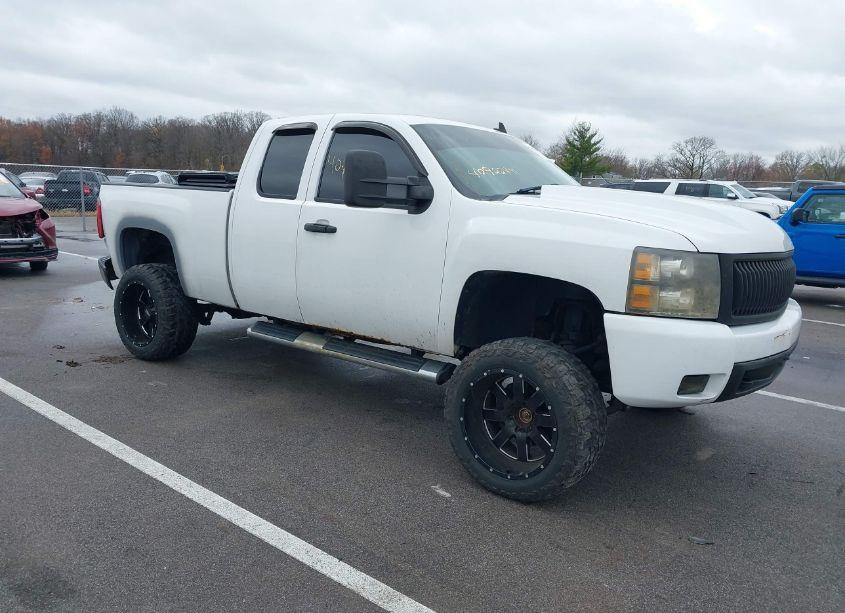 2008 Chevrolet Silverado 1500 LT1 (VIN 1GCEK19J48Z169835) main photo