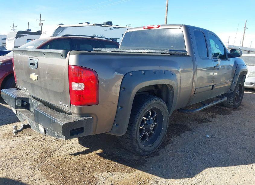 Photo 4 of 2008 Chevrolet Silverado 1500 LTZ (VIN 1GCEK19J58Z280460)