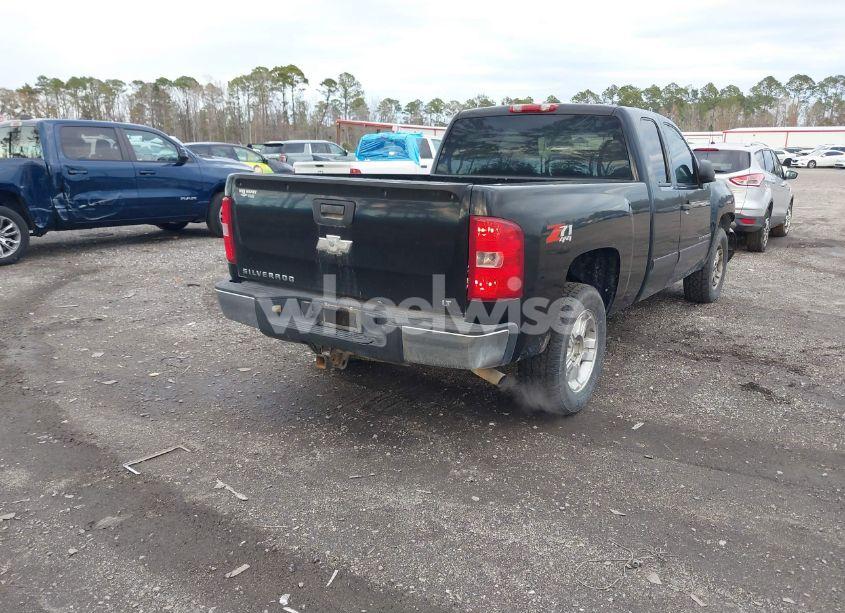 Photo 4 of 2007 Chevrolet Silverado 1500 LT1 (VIN 1GCEK19J67Z645663)