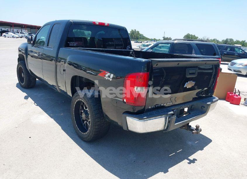 Photo 3 of 2008 Chevrolet Silverado 1500 LT1 (VIN 1GCEK19J68Z166676)