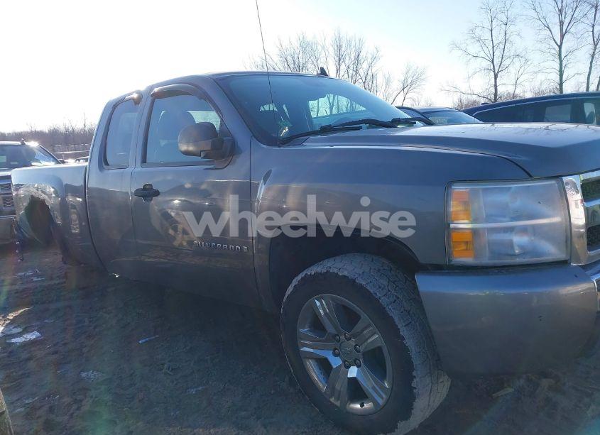 Photo 14 of 2007 Chevrolet Silverado 1500 LT1 (VIN 1GCEK19J77E504141)