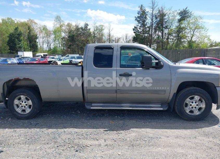 Photo 13 of 2007 Chevrolet Silverado 1500 LT1 (VIN 1GCEK19J77E568311)