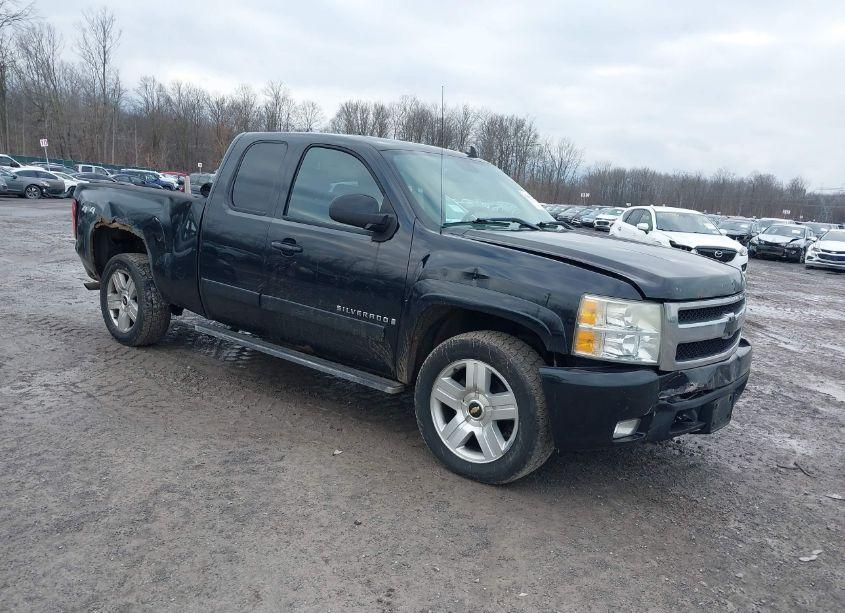 2008 Chevrolet Silverado 1500 LTZ (VIN 1GCEK19J78Z258301) main photo