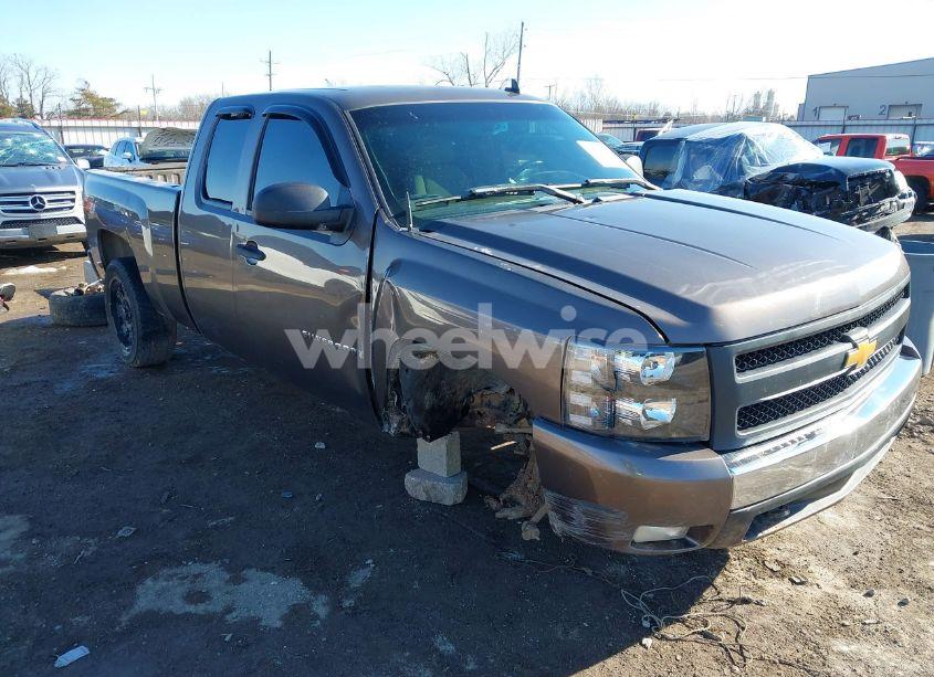 2007 Chevrolet Silverado 1500 LT1 (VIN 1GCEK19J87Z508417) main photo