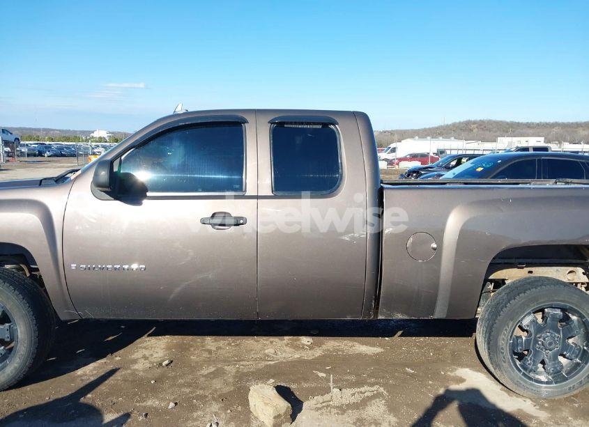 Photo 15 of 2007 Chevrolet Silverado 1500 LT1 (VIN 1GCEK19J87Z508417)