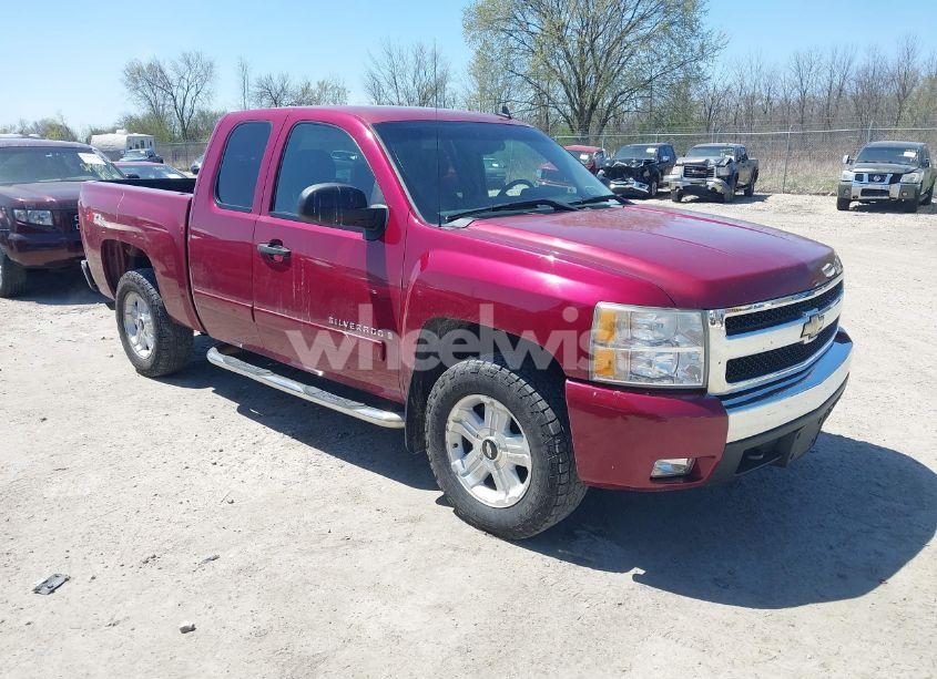 2007 Chevrolet Silverado 1500 LT2 (VIN 1GCEK19J97Z534931) main photo