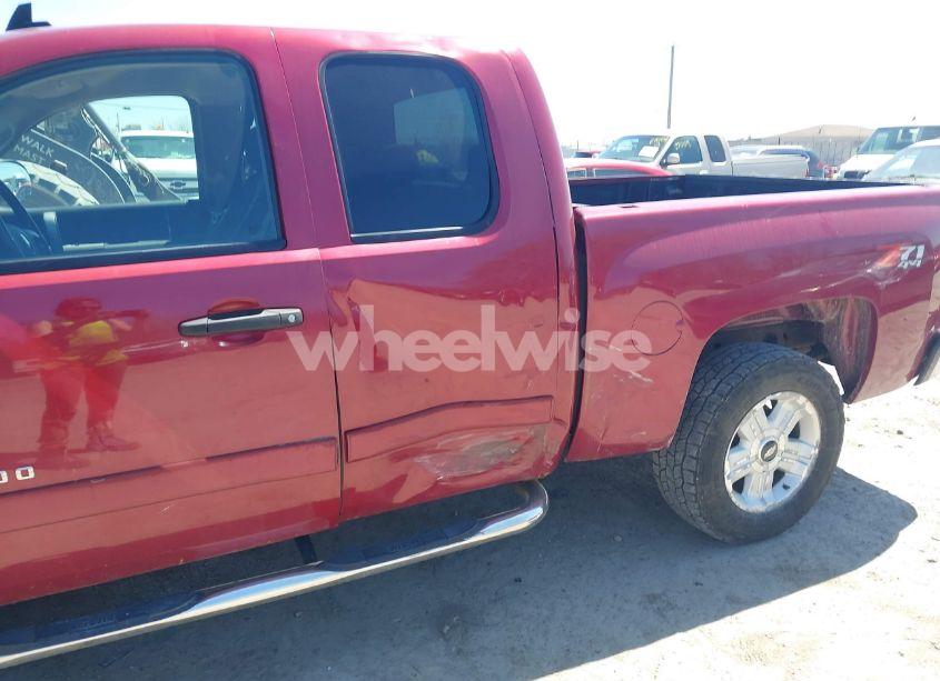 Photo 6 of 2007 Chevrolet Silverado 1500 LT2 (VIN 1GCEK19J97Z534931)