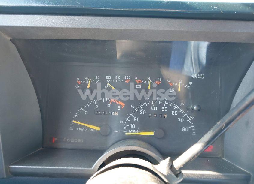 Photo 7 of 1994 Chevrolet Gmt-400 K1500 (VIN 1GCEK19K0RE209877)