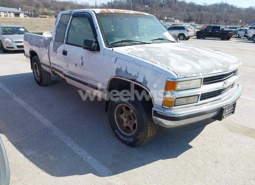 1995 Chevrolet Gmt-400 K1500 (VIN 1GCEK19K0SE258065) main photo