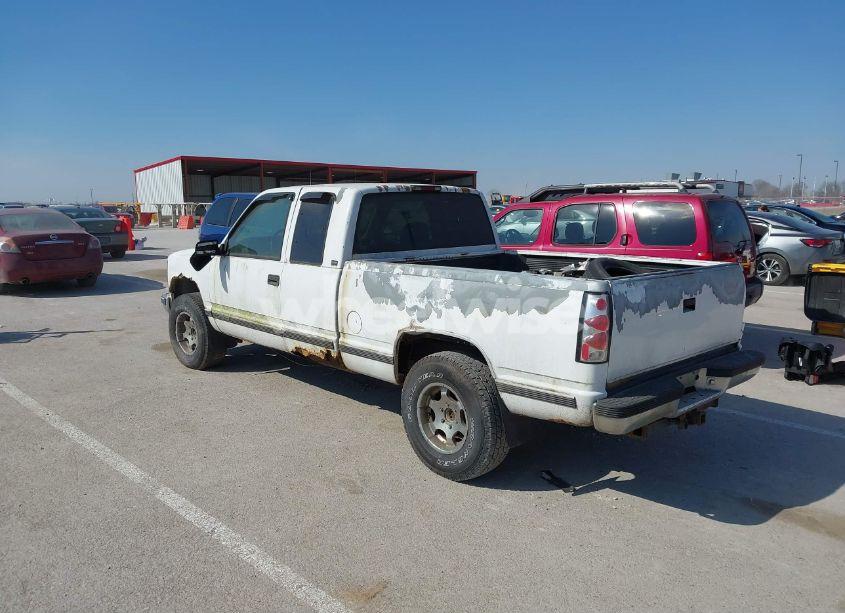 Photo 3 of 1995 Chevrolet Gmt-400 K1500 (VIN 1GCEK19K0SE258065)
