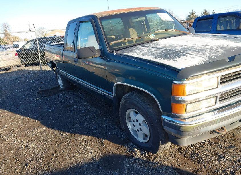 Photo 6 of 1995 Chevrolet Gmt-400 K1500 (VIN 1GCEK19K1SE121250)