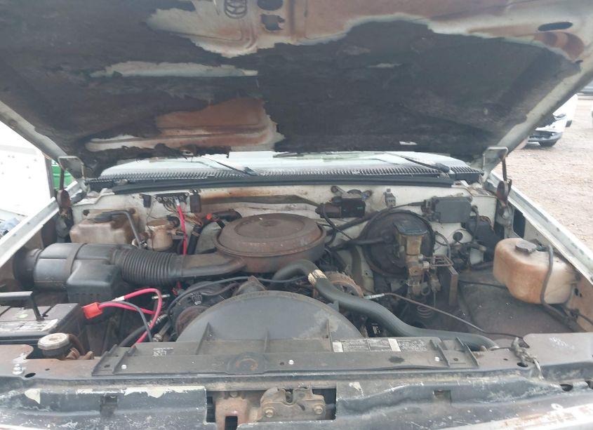 Photo 10 of 1994 Chevrolet Gmt-400 K1500 (VIN 1GCEK19K3RE194940)