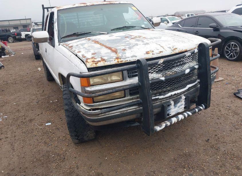 Photo 6 of 1994 Chevrolet Gmt-400 K1500 (VIN 1GCEK19K3RE194940)