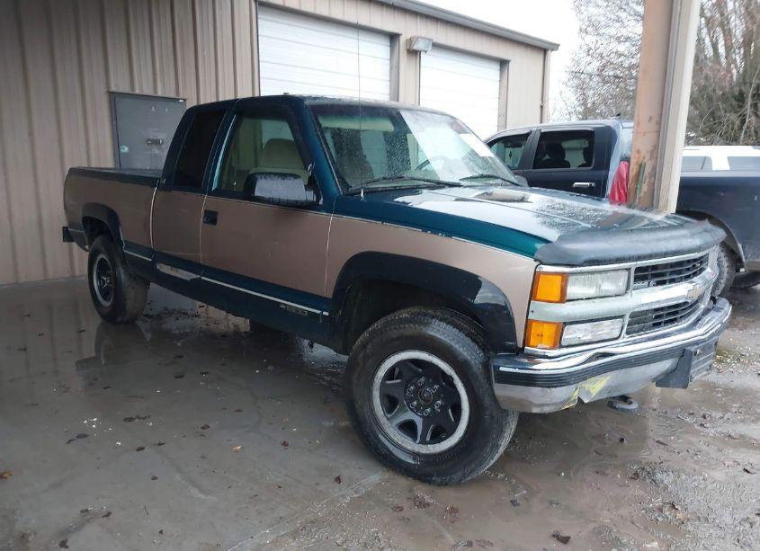 1995 Chevrolet Gmt-400 K1500 (VIN 1GCEK19K3SE238683) main photo