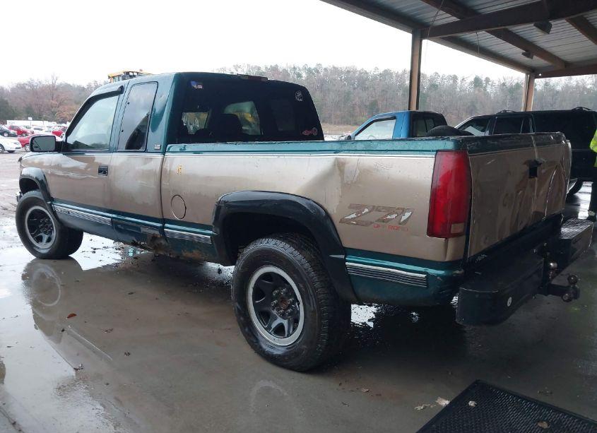 Photo 3 of 1995 Chevrolet Gmt-400 K1500 (VIN 1GCEK19K3SE238683)