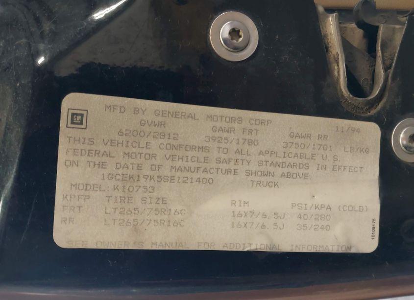 Photo 9 of 1995 Chevrolet Gmt-400 K1500 (VIN 1GCEK19K5SE121400)