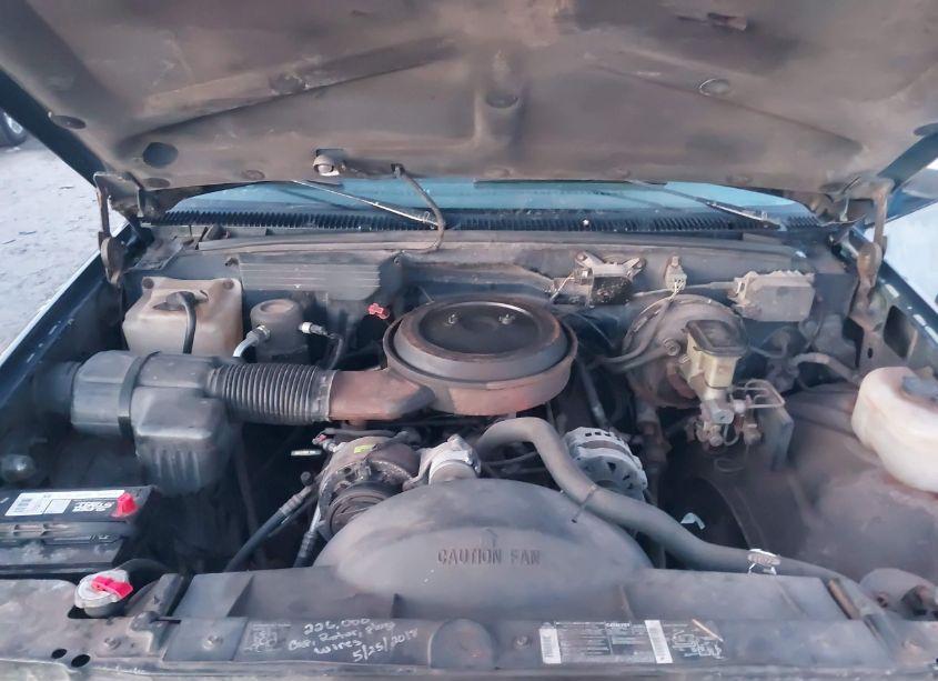 Photo 10 of 1994 Chevrolet Gmt-400 K1500 (VIN 1GCEK19K7RE232573)