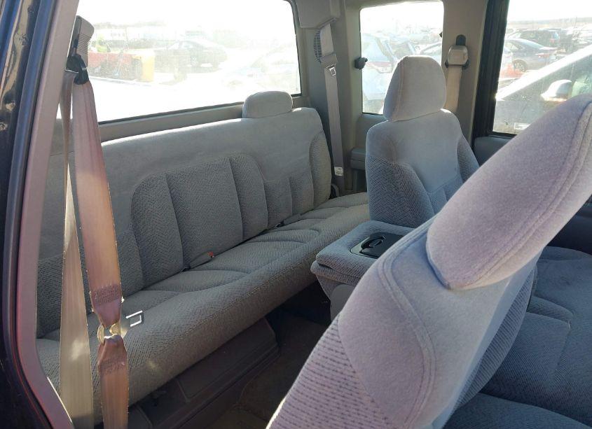 Photo 8 of 1998 Chevrolet K1500 FLEETSIDE (VIN 1GCEK19M1WE207021)