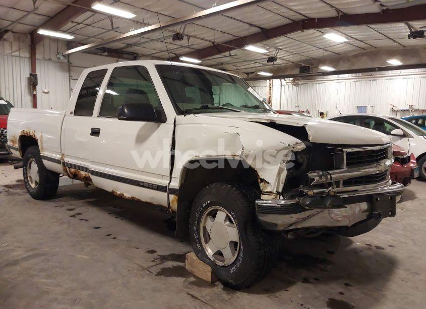 1998 Chevrolet K1500 FLEETSIDE (VIN 1GCEK19M9WR157994) main photo