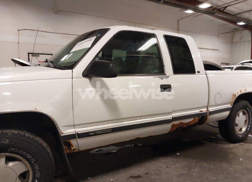Photo 14 of 1998 Chevrolet K1500 FLEETSIDE (VIN 1GCEK19M9WR157994)