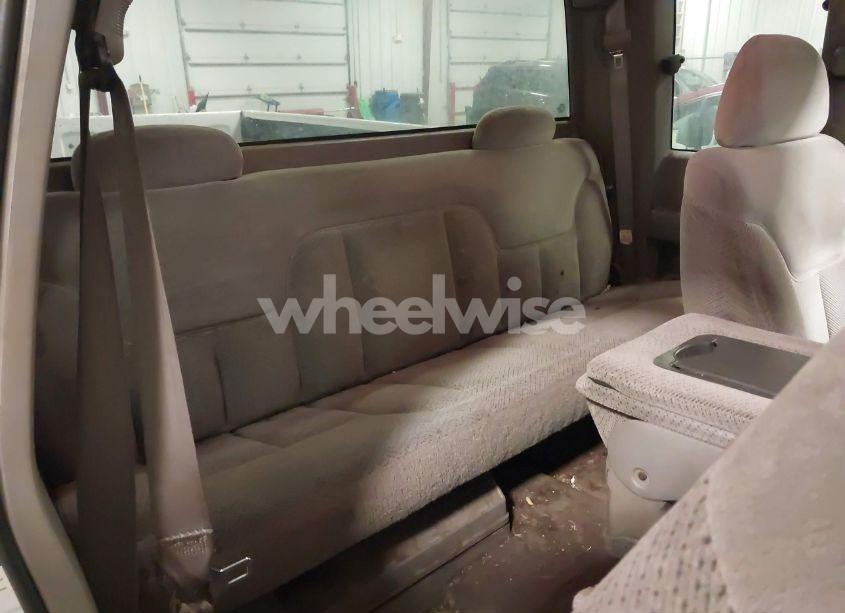 Photo 8 of 1998 Chevrolet K1500 FLEETSIDE (VIN 1GCEK19M9WR157994)