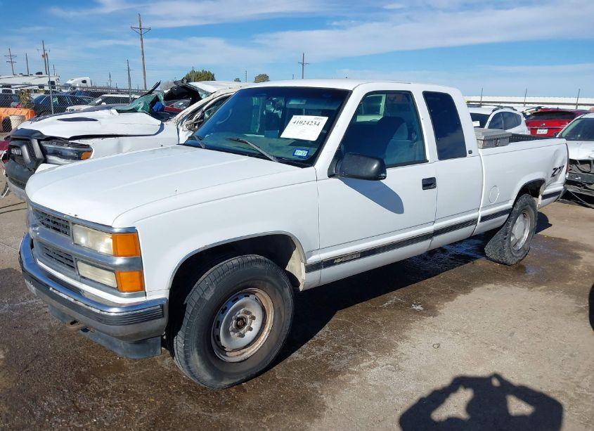 Photo 2 of 1997 Chevrolet K1500 FLEETSIDE (VIN 1GCEK19R0VE219610)
