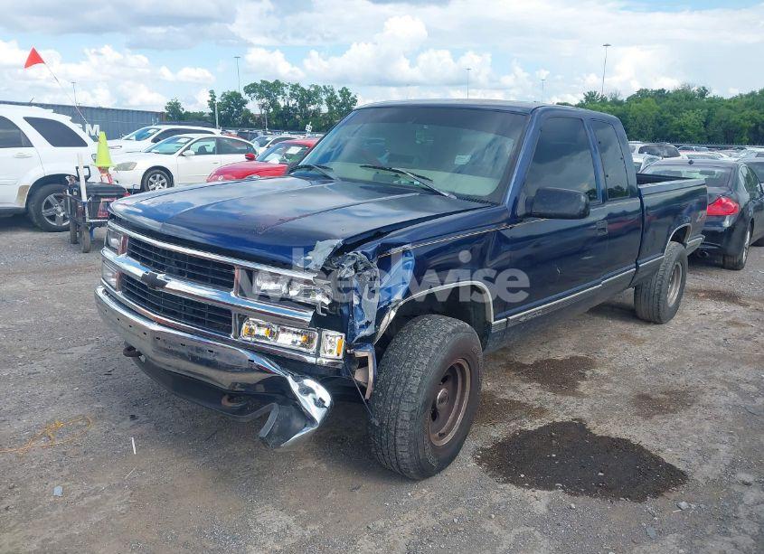 Photo 2 of 1998 Chevrolet K1500 FLEETSIDE (VIN 1GCEK19R0WE203411)