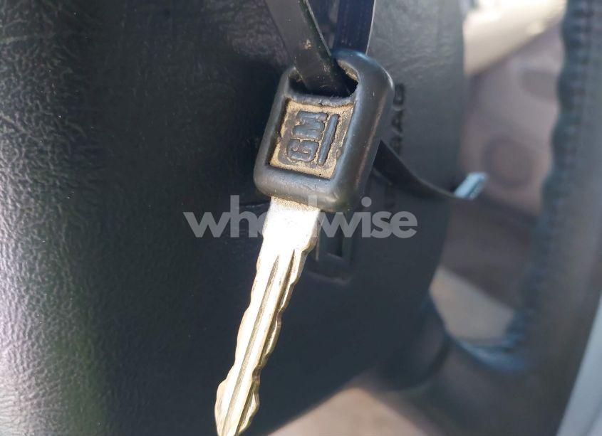 Photo 11 of 1999 Chevrolet K1500 LS (VIN 1GCEK19R0XR114609)