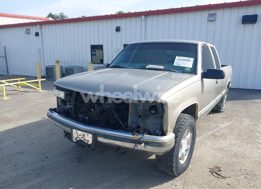 Photo 6 of 1999 Chevrolet K1500 LS (VIN 1GCEK19R0XR114609)