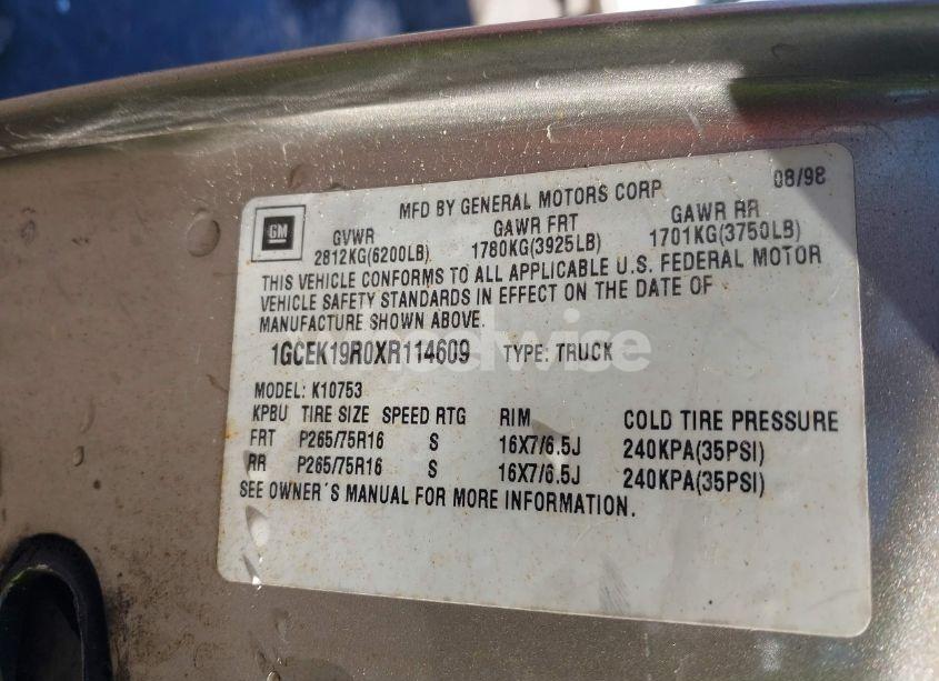 Photo 9 of 1999 Chevrolet K1500 LS (VIN 1GCEK19R0XR114609)