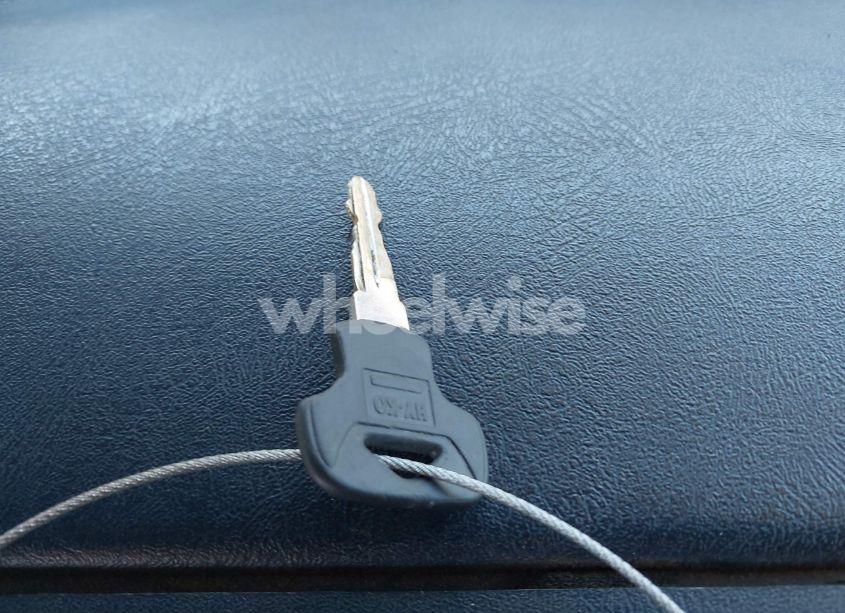 Photo 11 of 1996 Chevrolet Gmt-400 K1500 (VIN 1GCEK19R1TE191474)