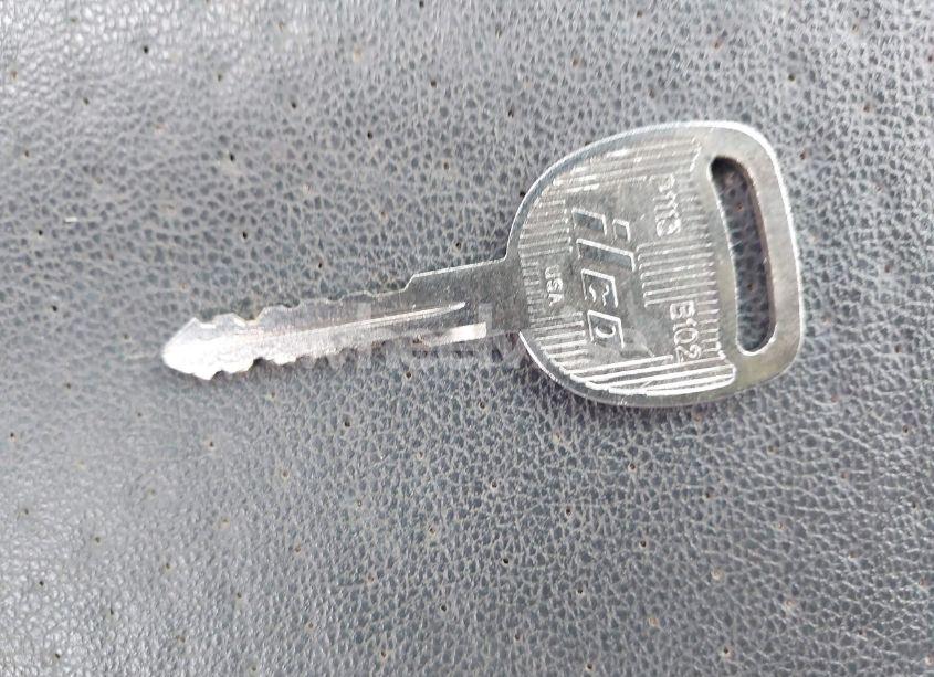 Photo 11 of 1996 Chevrolet Gmt-400 K1500 (VIN 1GCEK19R2TE141778)