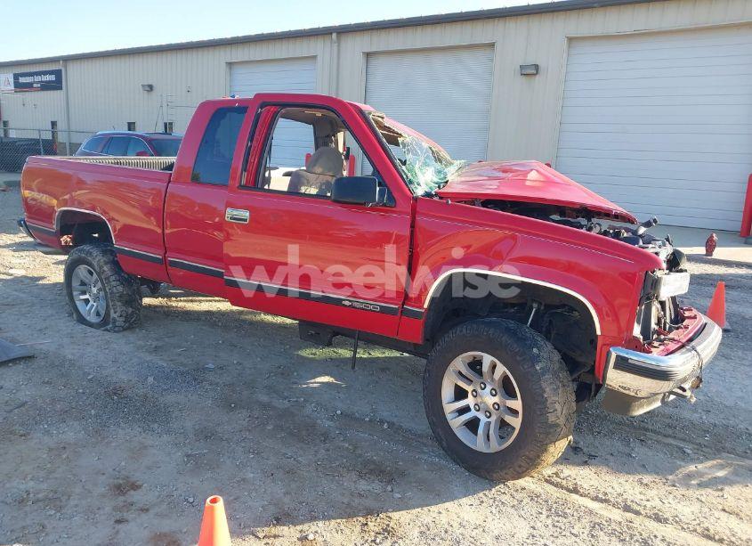 1996 Chevrolet Gmt-400 K1500 (VIN 1GCEK19R2TE153378) main photo