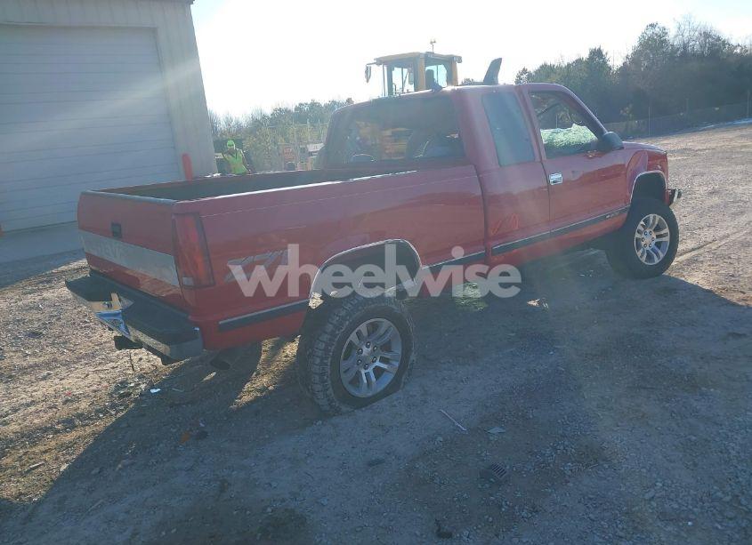 Photo 4 of 1996 Chevrolet Gmt-400 K1500 (VIN 1GCEK19R2TE153378)