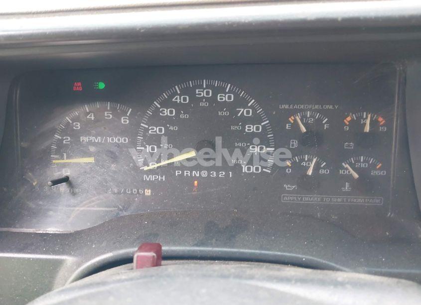 Photo 7 of 1998 Chevrolet K1500 FLEETSIDE (VIN 1GCEK19R4WE161812)