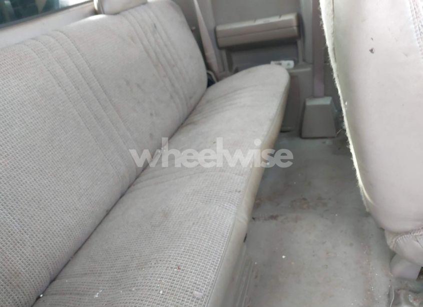 Photo 8 of 1998 Chevrolet K1500 FLEETSIDE (VIN 1GCEK19R4WE161812)