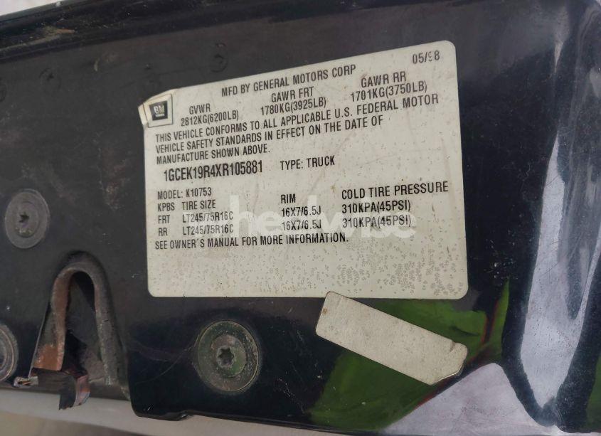 Photo 9 of 1999 Chevrolet K1500 LS (VIN 1GCEK19R4XR105881)