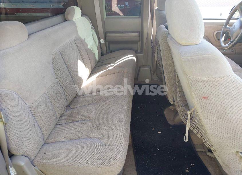 Photo 8 of 1999 Chevrolet K1500 LS (VIN 1GCEK19R4XR106285)