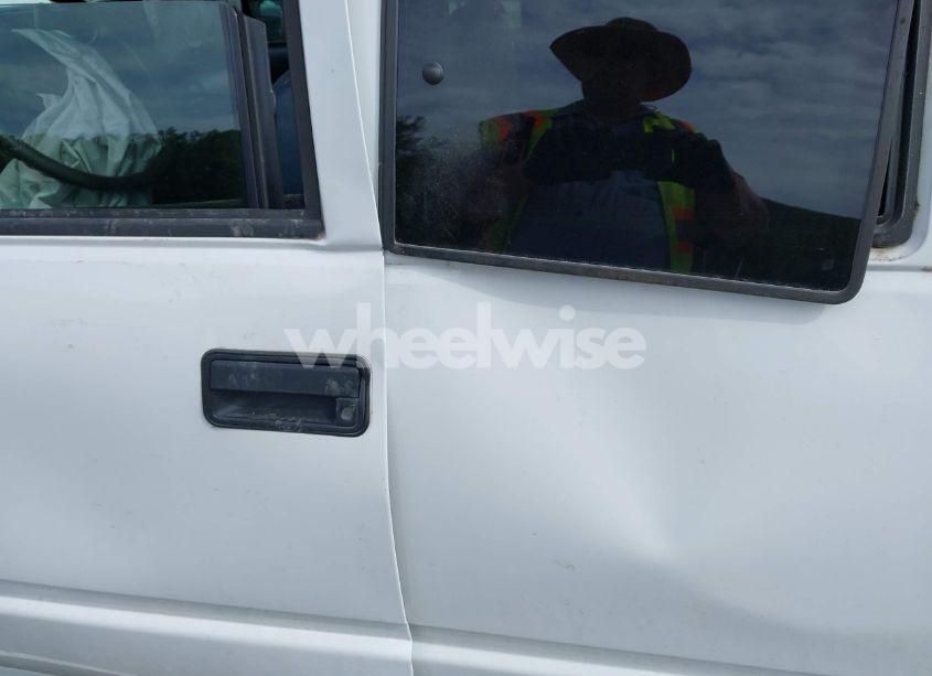 Photo 18 of 1998 Chevrolet K1500 FLEETSIDE (VIN 1GCEK19R6WE124891)