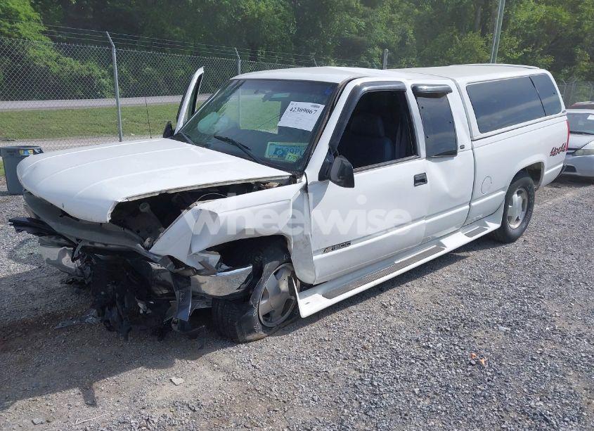 Photo 2 of 1998 Chevrolet K1500 FLEETSIDE (VIN 1GCEK19R6WE124891)