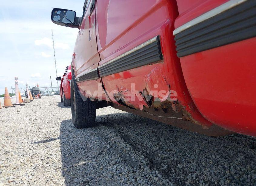 Photo 6 of 1996 Chevrolet Gmt-400 K1500 (VIN 1GCEK19R7TE224574)